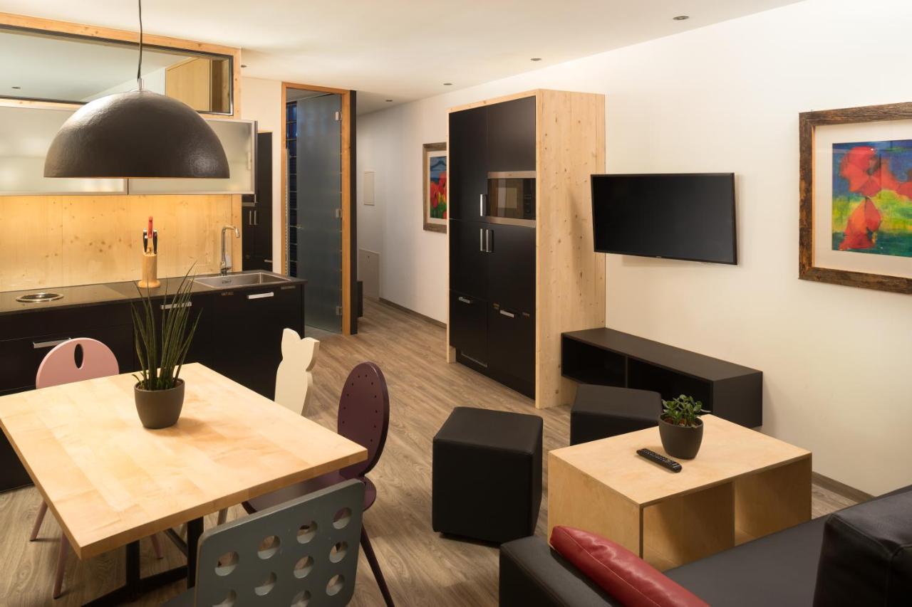 Fire & Ice Living Apartment